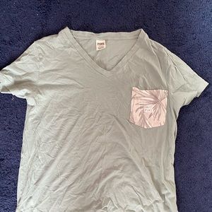 VS pink tee